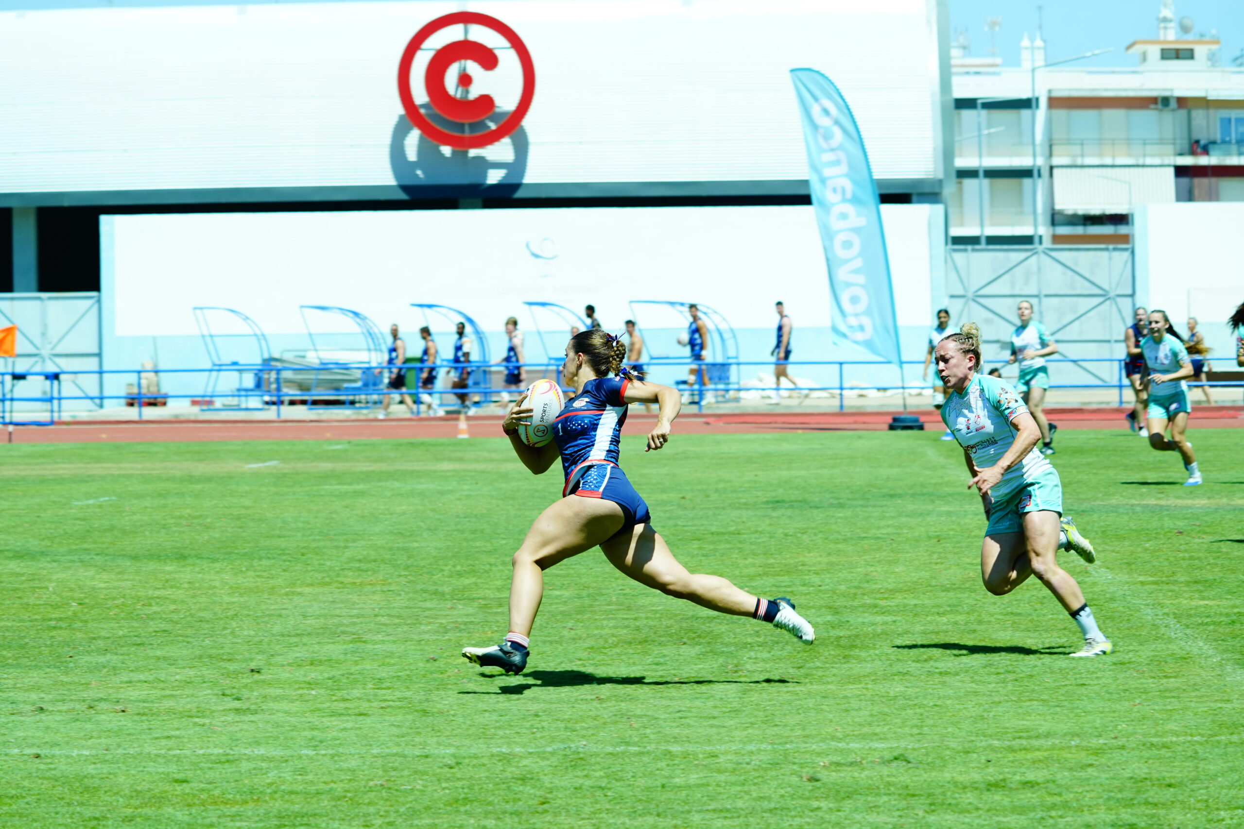 Player running with ball at Algarve 7s